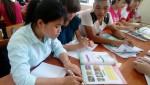 Hướng dẫn sinh viên khoa Giáo dục Tiểu học tiếp cận mô hình trường học mới tại Việt Nam