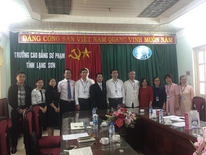 Lãnh đạo trường Đại học Sư phạm Quảng Tây, Trung Quốc đến thăm và làm việc tại trường CĐSP Lạng Sơn